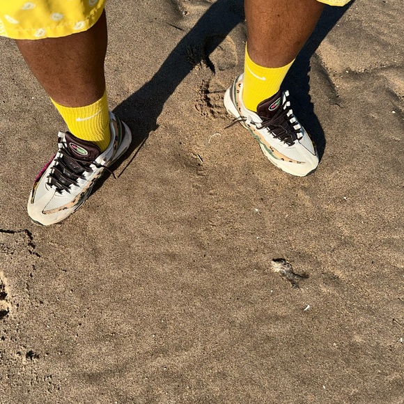 Air Max 95 Premium "Daisy Chain" - Picture 3 of 14